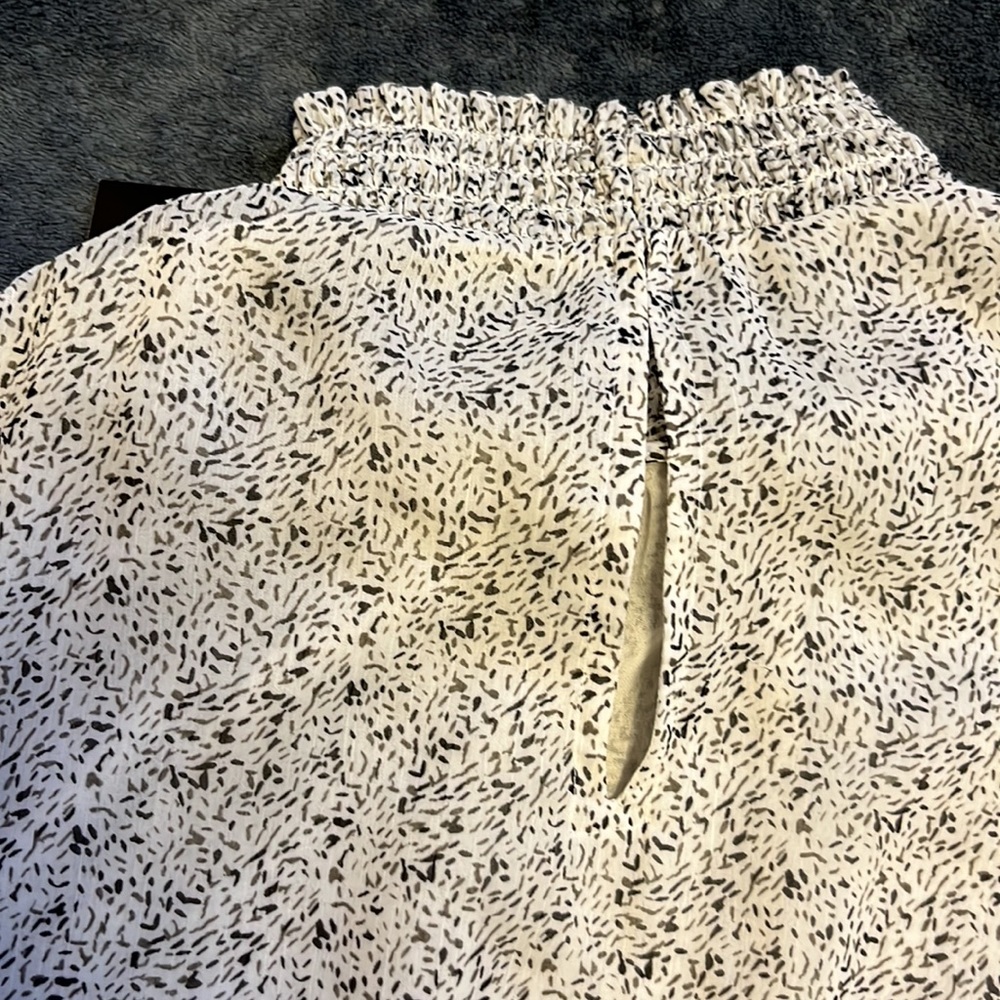 Express Smock Mock Neck Top - Picture 5 of 6